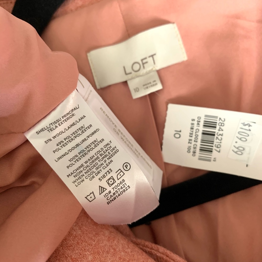 *SOLD* Ann Taylor Loft double breasted blazer - Picture 7 of 10